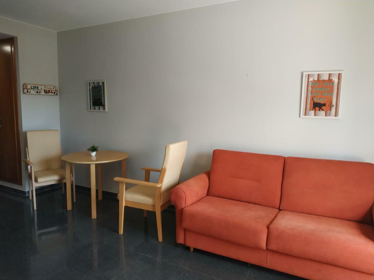 Hostal Restaurante La Concordia Hotel Fuentes Claras Buitenkant foto